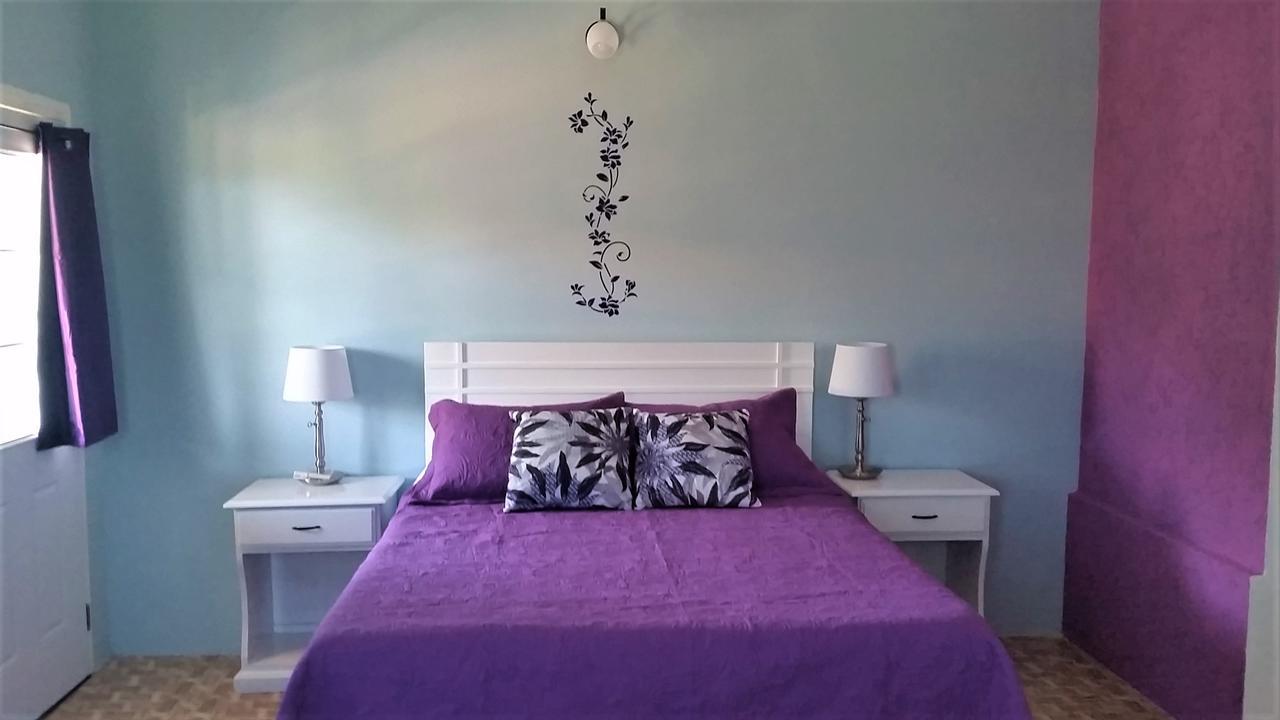 Bailey'S Bed And Breakfast Runaway Bay Exteriör bild