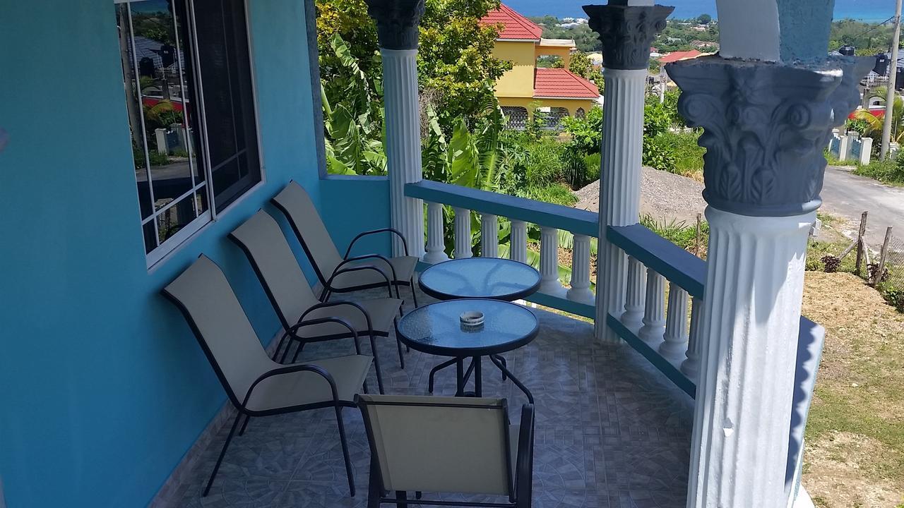 Bailey'S Bed And Breakfast Runaway Bay Exteriör bild