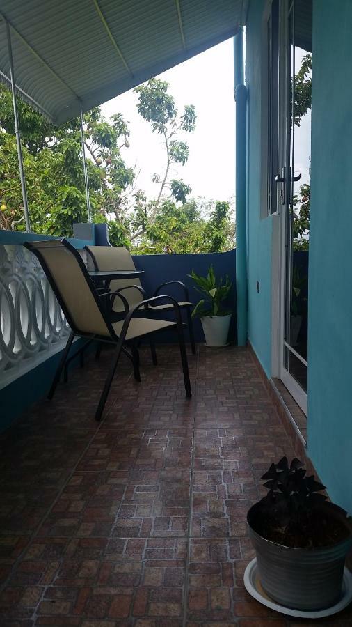Bailey'S Bed And Breakfast Runaway Bay Exteriör bild